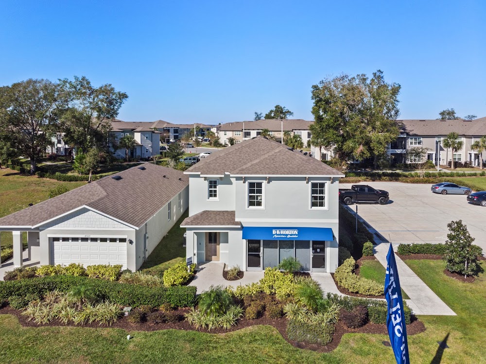 Avalon Park Tavares by D.R. Horton